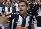 Clique Aqui para baixar o Vídeo  Torcedor do Atlético MG solta as Frangas